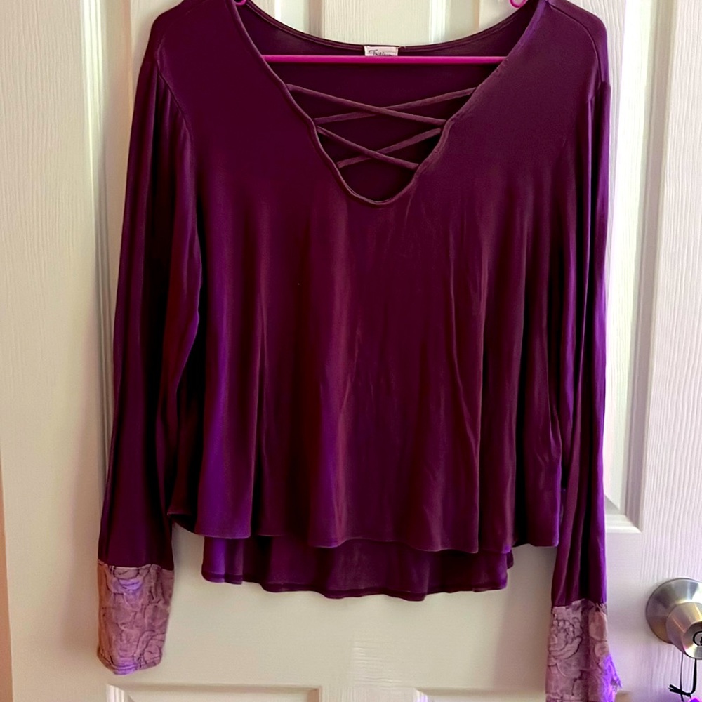 Pac sun Trillium size M dark purple long sleeve top